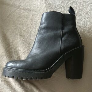 Dr. Martens Magdalena Black Leather Ankle Boots